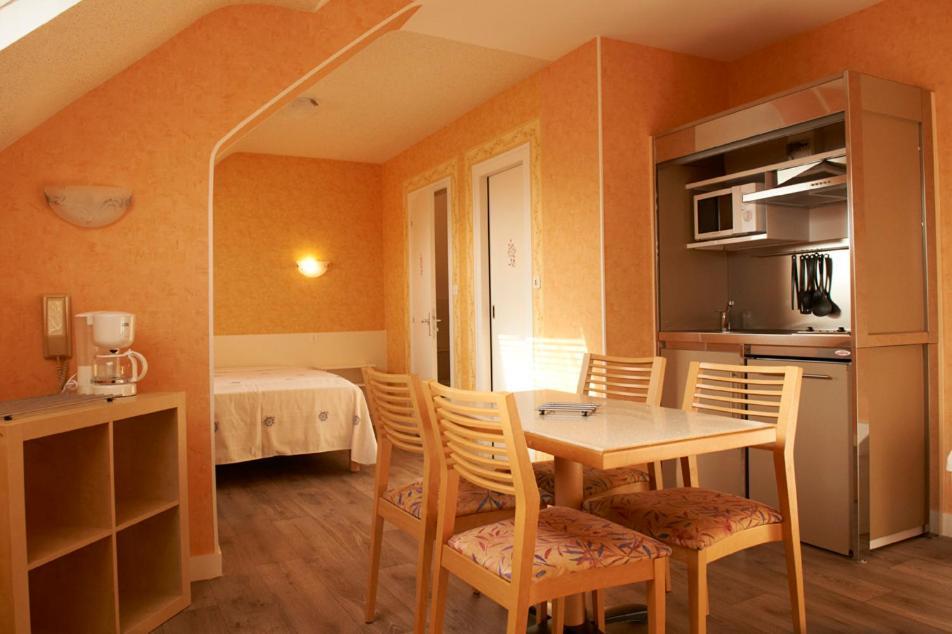 Le Bretagne Hotel Asserac Bagian luar foto